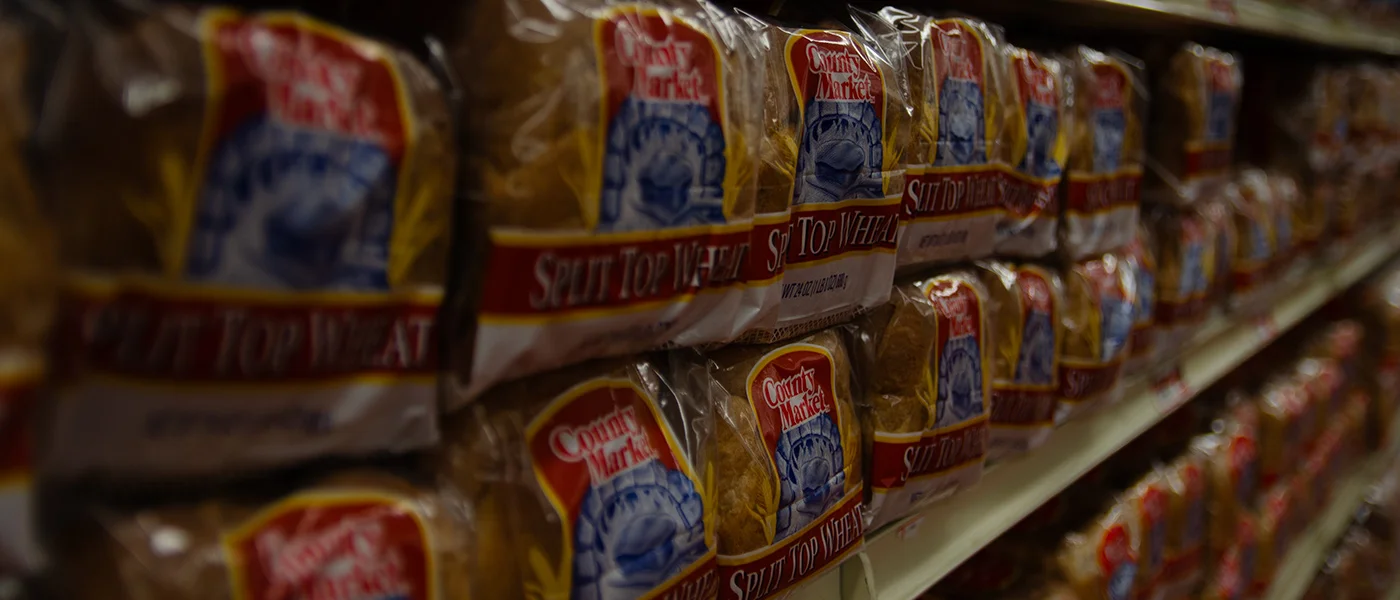 white bread on a shelf available at Fresh County Market