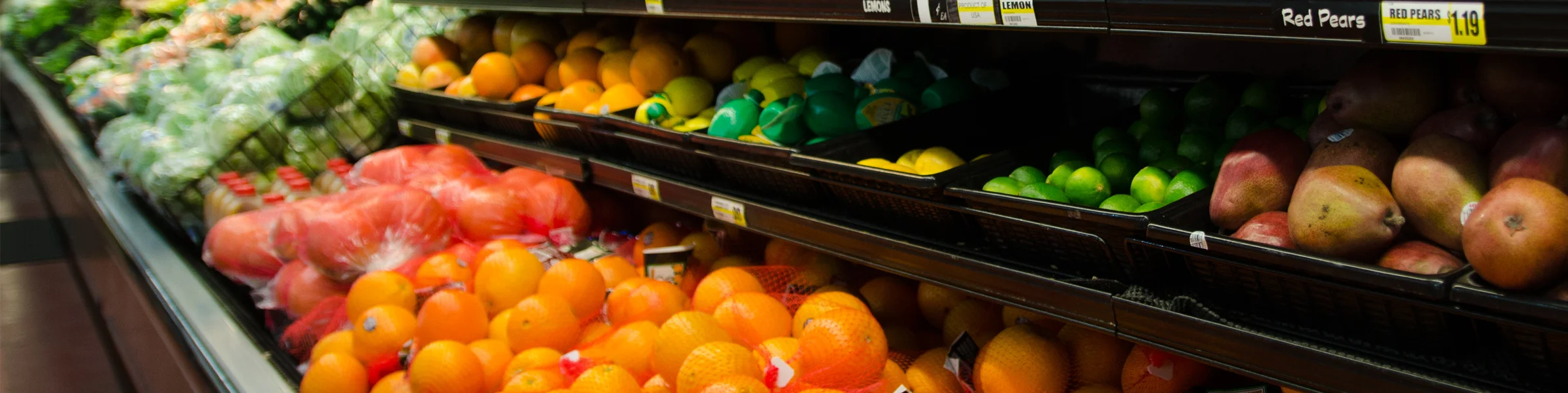 apples, oranges and other fruit at Fresh County Market